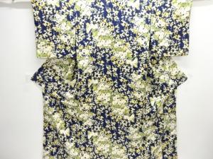 菊に枝梅模様小紋着物